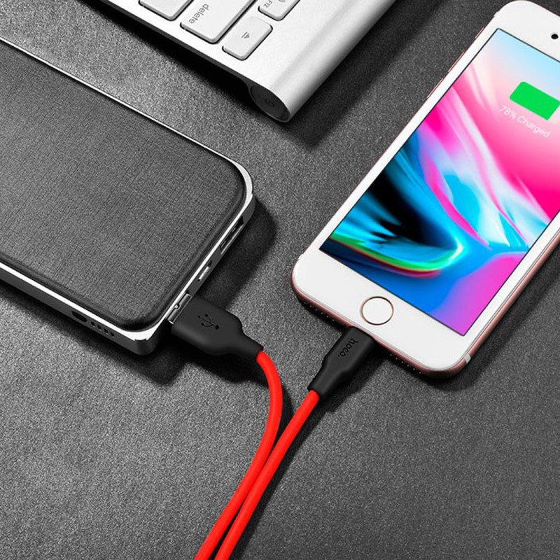 x21 silicone lightning charging cable table
