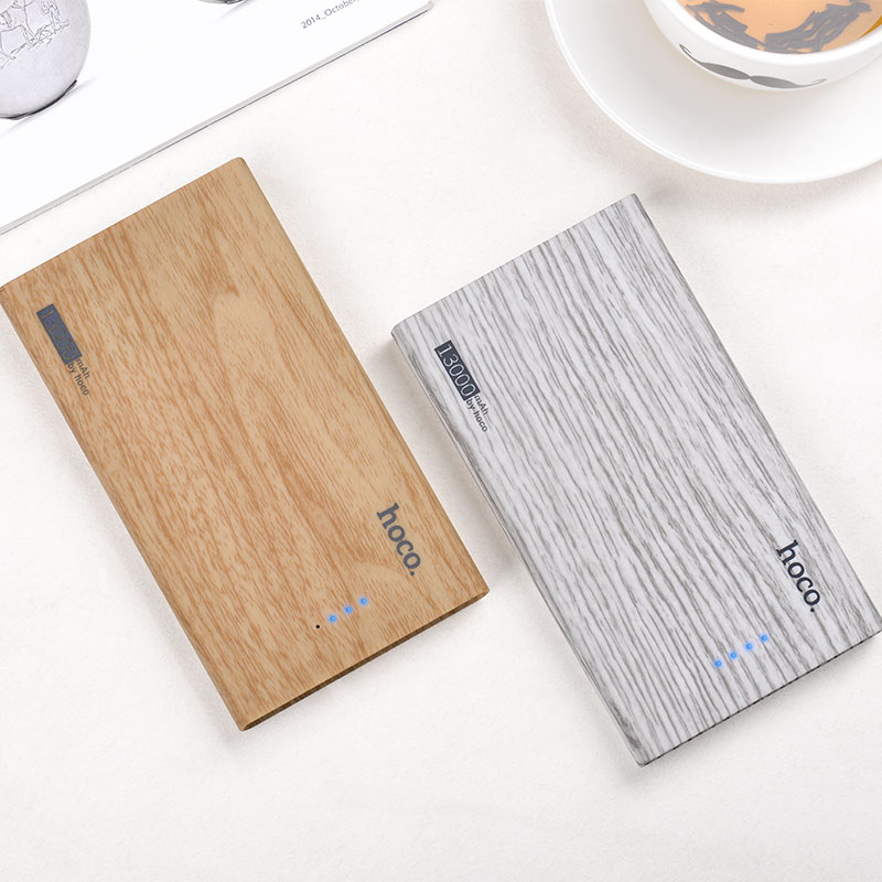 b12b 13000 wood grain power bank interior