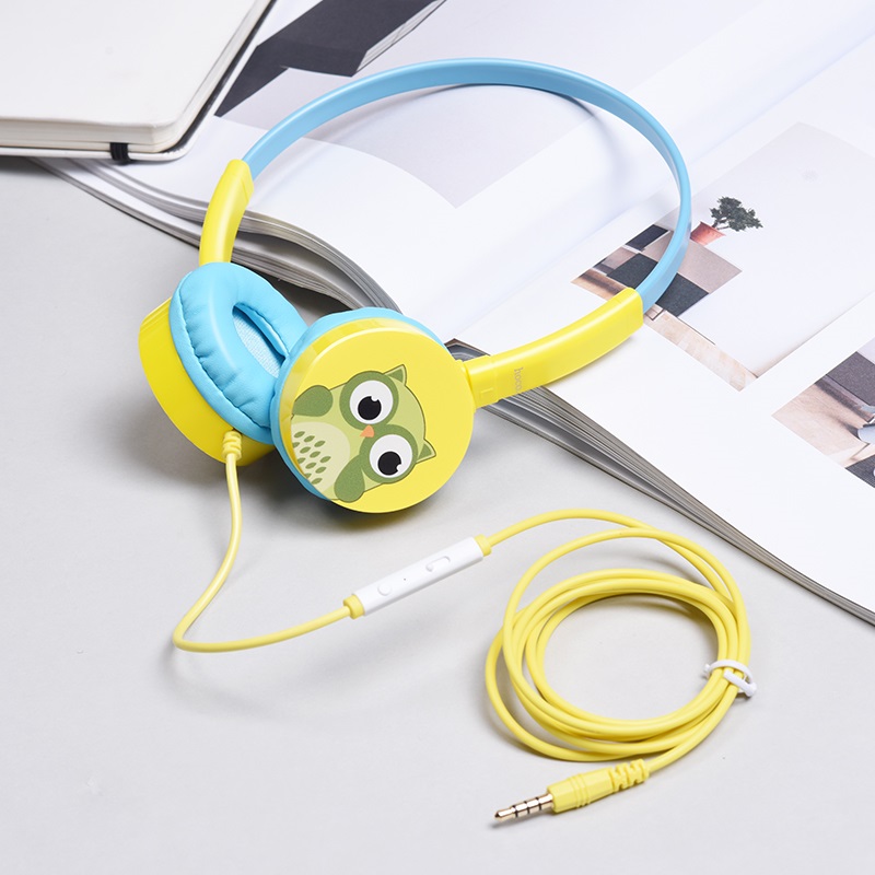 w15 exceptional sound headphones bobby interior