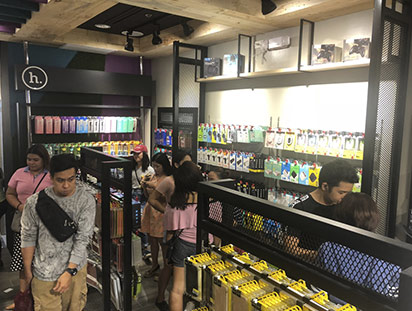 hoco hits ten tenth store in philippines 12