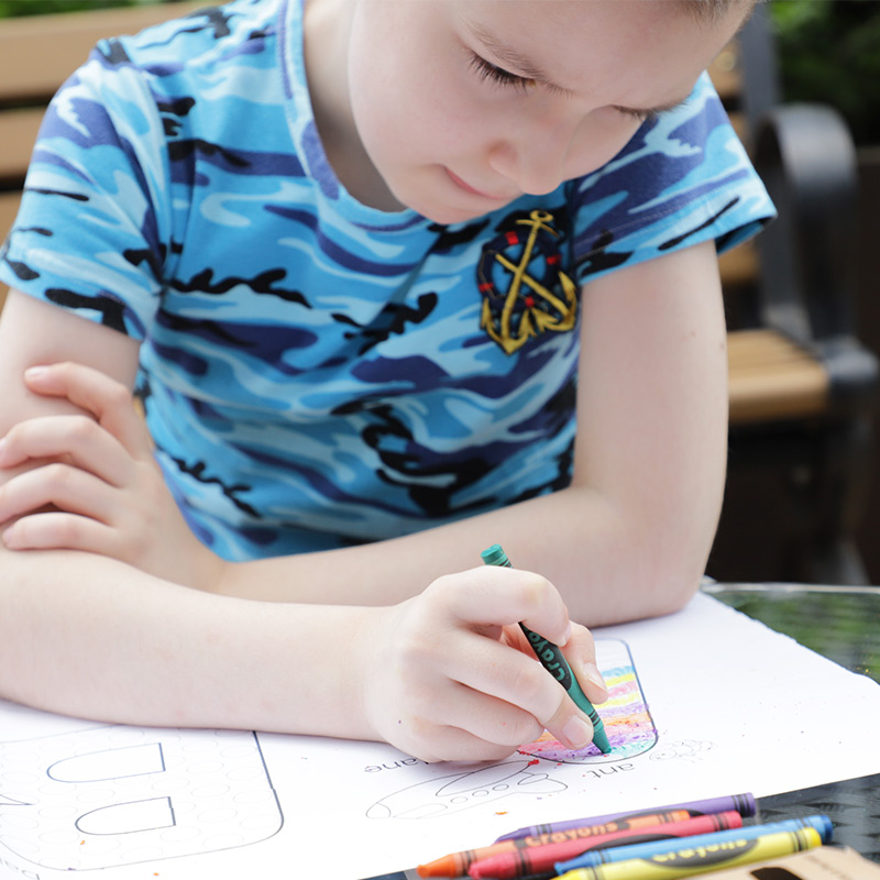 hoco children painting paper roll drawing