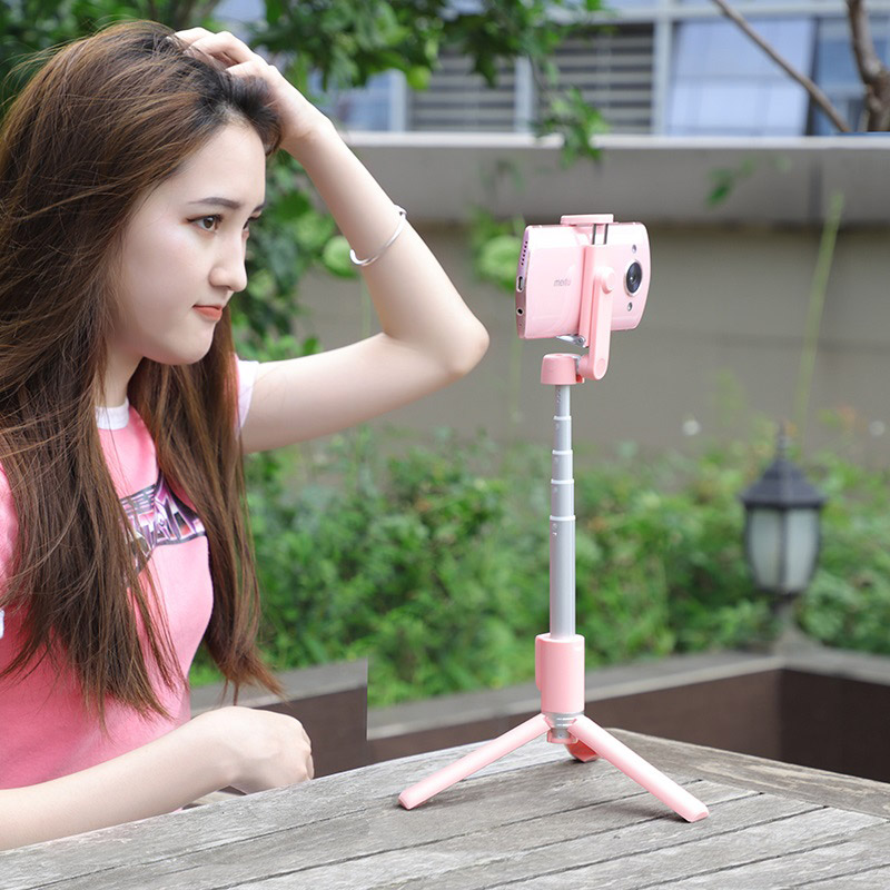 hoco k11 wireless tripod selfie stand girl