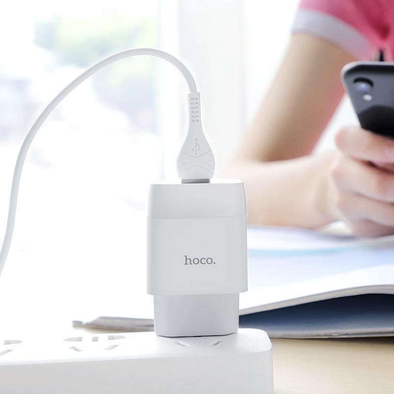 hoco c73a glorious dual port charger eu set with lightning cable charging
